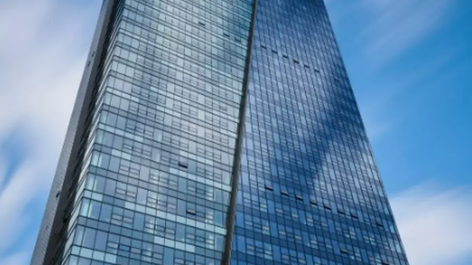 Nivy Tower mení vzhľad ako chameleón Nivy Tower mení vzhľad ako chameleón