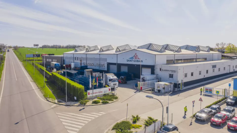 Ďalší krok pre Glassolutions k bronzovému WCM 