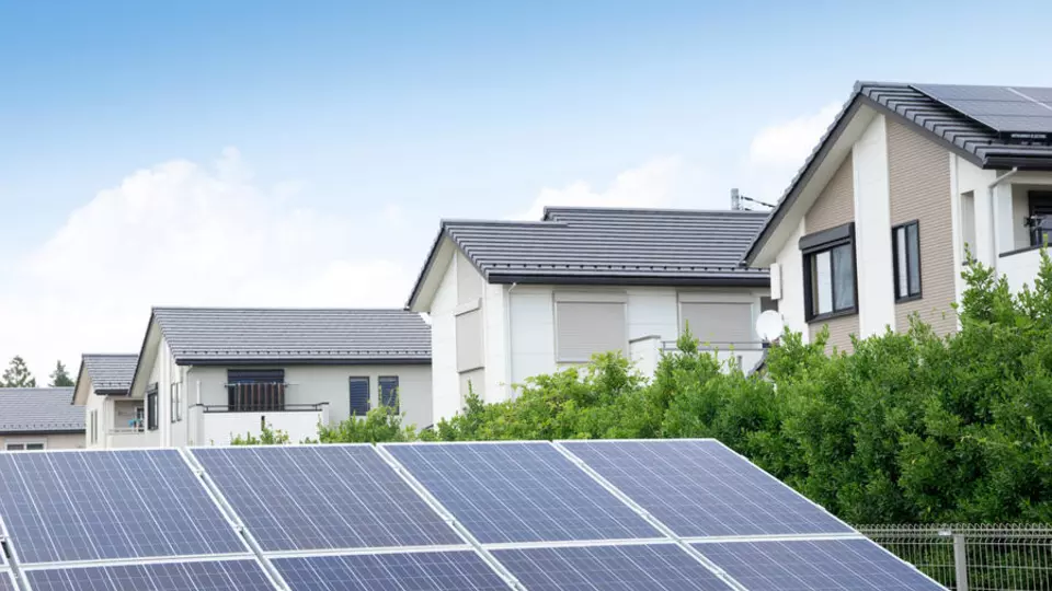 Saint-Gobain.sk - Solarne panely na streche