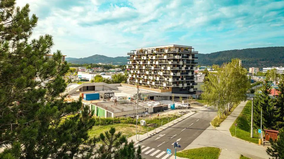 Kvetnica 4